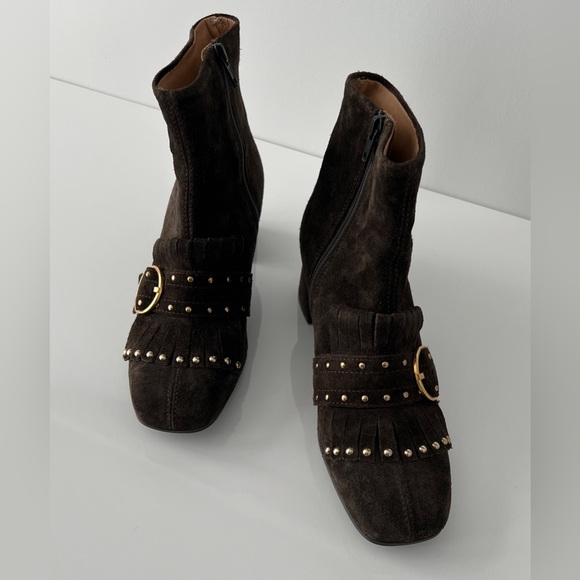 Loafer style ankle bootie, suede outside leather inside.  Rubber sole. - Picture 1 of 4